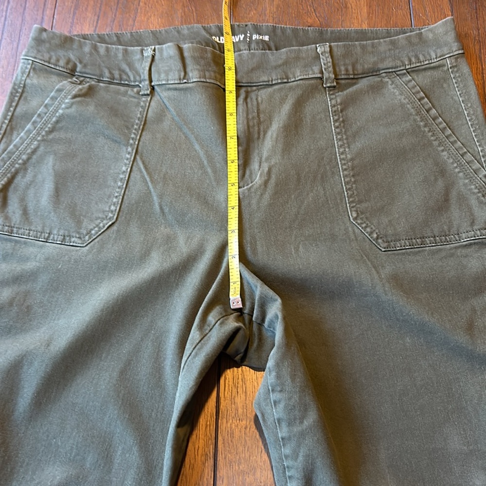 Old Navy Pixie Pants - image 4